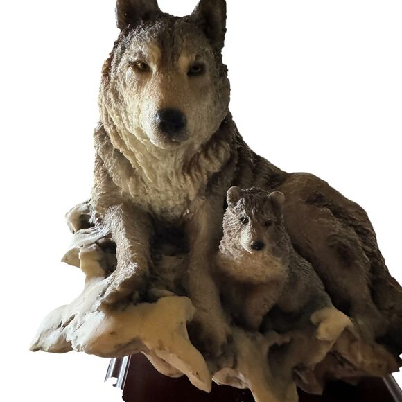 Mill Creek Studios Tenderfoot Wolves Wood Base Mom And Cub By Randall Reading - Picture 8 of 11